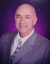 Riley Gore's Instagram, Twitter & Facebook