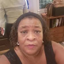 Janine Gilbert's Instagram, Twitter & Facebook