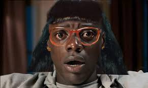 El 19 de julio, a la 1:00 a. m., cuando vea el primer capítulo y Margarita  diga en la primera escena durante el entierro de Don Roberto: 'Aquí fue  donde lo entendí todo…'” 😊