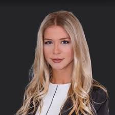 Megan Muniz's Instagram, Twitter & Facebook