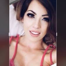 Libby McKay (@LibbyMcKay9)