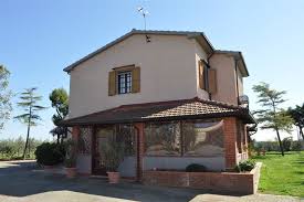 Vendita Casolari In Toscana Cerco Casolare In Toscana Eden Immobiliare Agenzia Immobiliare San Vincenzo Vendita Casolare S Villa Rustico Stili Di Casa