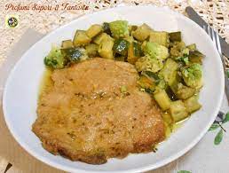 Passiamo il tacchino sotto l.acqua corrente e asciughiamolo bene con carta da cucina. Petto Di Tacchino Alla Paesana Ricetta Facile