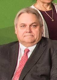 Carlos Bremer's Instagram, Twitter & Facebook