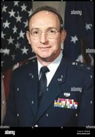 Stephen Fiscus's Instagram, Twitter & Facebook