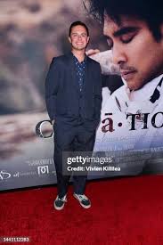 Najla Arekat and Lana Arekat attend the Winn Slavin Fine Art... News Photo 