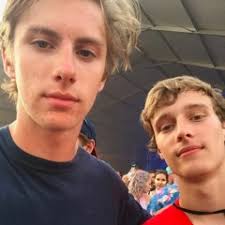 Listen to Above the Dawn (Mix) by F|EEL in RUN playlist online for free