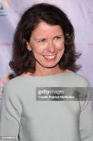 578 Pamela Elizabeth Photos & High Res Pictures