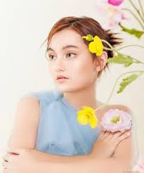 8 Potret Gaya Pemotretan Zoe Abbas dan Laura Abbas, Kakak Beradik Kompak  Pakai Dress bak Princess