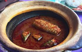 It is a restaurant in between houses with excellent price and other local varieties; Where To Eat The Best Asam Pedas In West Malaysia Tasteatlas