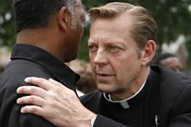 It's good to be home': The Rev. Pfleger returns to St. Sabina pulpit