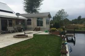 The weight of the home is distributed on individual piers which sit on pads underneath the home. Learning How To Re Level A Mobile Home Duraskirt For Life