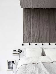 10 Astuces Deco Pas Cheres Pour Fabriquer Une Tete De Lit Lit Pour Petite Chambre Deco Chambre Chambre A Coucher Design