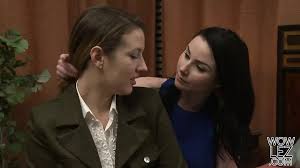 Veruca James Seduces the Unexperienced Shauna Skye: American Porn by  Girlfriends Films