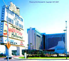 The Mgmgrand This Incredible Las Vegas Hotel In The 1970 S Old Vegas Las Vegas Vegas