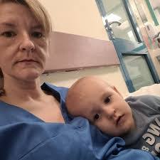 Robert Roc's Instagram, Twitter & Facebook