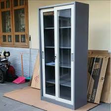 Lemari besi dgn kaca mebel rahayu pintu ayun dgn kunci bahan besi metal dgn lapisan powder coating barang 100%new minat? Harga Lemari Buku Besi Kaca Terbaru Juni 2021 Biggo Indonesia