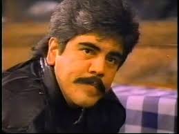 Feliz domingo para todos. Saludos y que estén muy bien. Foto de tiempos  aquellos. #jorgereynoso