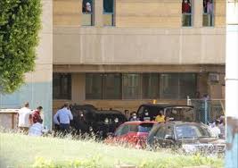 نفى الفنان حسن الرداد ما نشرته مواقع التواصل الاجتماعي عن خبر وفاة الفنانة دلال عبد العزيز وقيام بعض المواقع الإلكترونية بنشر خبر وفاتها دون تحري الدقة، مما أثار غضب عدد كبير من الفنانين ومحبي وجماهير الفنانة الكبيرة. Pvkdy7nm7nxzom