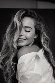 Lisa Wilbert (l_wilbert)