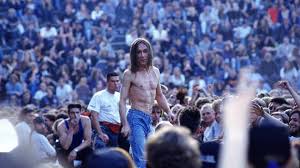 Run by iggy's touring entourage. Cd Box The Bowie Years David Bowie Hatte Einen Historischen Blick Auf Das Ganze Rbb24