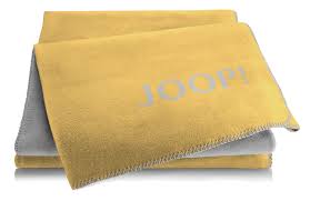 Genießen sie einen guten film, während sie sich in ein flauschiges plaid schmiegen. Joop Wohndecke Doubleface Gold Graphit 150 X 200 Cm Wohntextilien 4 You Qualitats Marken Fur Schoneres Wohnen