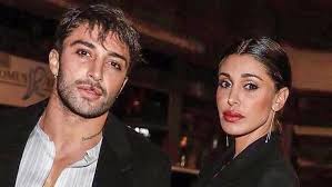 Llevo tu luz y tu olor por donde quiera que vaya twitter.com/belenrdguez. Andrea Iannone Su Instagram Parole Dolcissime Per La Ex Belen Rodriguez