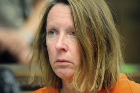 PHOTOS: 'Don't do it'