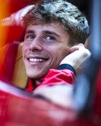 Vincent Raimondi's Instagram, Twitter & Facebook