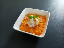 Veloute De Carottes Parfume Au Curcuma De Cyril Lignac Dans Tous En Cuisine Mes Meilleures Recettes Faciles En 2020 Veloute Carotte Recettes De Cuisine Meilleur Recette