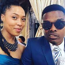 Dumi masilela's widow and actress simphiwe ngema showed incredible strength when she took to the stage to sing a worship song at the funeral service of her husband. Dumi Knew What He Wanted Simphiwe Ngema On Late Husband
