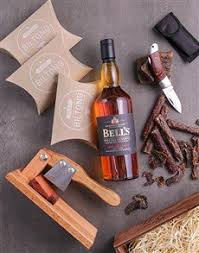 Whether the dude in question is a fashion maven or an outdoors enthusiast, we've found great birthday gift ideas. Gifts For Men Birthday Gift Ideas For Him South Africa 2021
