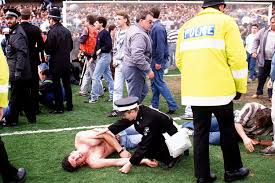 Andrew devine was severely injured in the crush that killed 96 other liverpool supporters. Sobrevivente De Hillsborough Morre E E Reconhecido Como 97Âª Vitima Veja