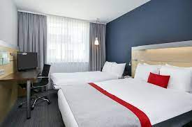 Now $75 (was $̶1̶0̶3̶) on tripadvisor: Hotel Holiday Inn Express Berlin City Centre Berlin Trivago De
