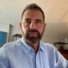 Gerald Makowski (@gerrynyc) • Threads, Say more