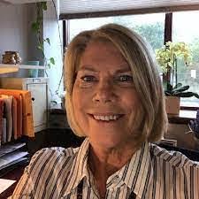 Beth Kincade's Instagram, Twitter & Facebook