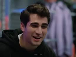 Yali Capkini Baba Oluyor