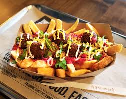 Pretty In Pink Pinkpersia Fries Fritten Pommes Pommesmanufaktur Handcrafted Frittenzeit Poutine Falafel P Lebensmittel Essen Essen Rezepte Furs Baby