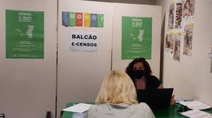 Os recenseadores {todos conhecidos desta freguesia} já começaram a distribuir as cartas pelos correios portugueses, para que possa responder aos censos através da internet. I P5gd2p7dwlbm