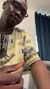 Avril Loya Fontana Rip