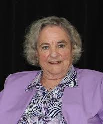 Elizabeth Mcbride's Instagram, Twitter & Facebook