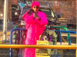 Hello community, I lost my pink toque the day before yesterday in Hamilton  and Nelson. If anyone has seen it, please let me know. 🥺