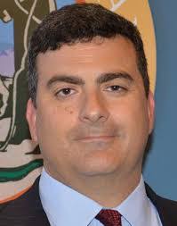 Raymond Burkart's Instagram, Twitter & Facebook