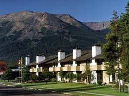 The jasper ridge inn, a magnuson affiliate, is located in ishpeming, mi. Best Western Jasper Inn Suites Alberta Canada