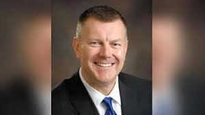 843 professional licenses set to lapse in zip code 60148 during week ending  October 4