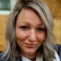 Eileen Rountree's Instagram, Twitter & Facebook