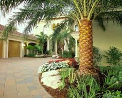 Landscaping rock and stone for all of your landscaping needs, serving dunedin, fl palm harbor, fl clearwater, fl and the surrounding areas. Florida Landscape Boulders Add Style And Function Artistree Artistree