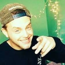 Stream Alex Tallant music