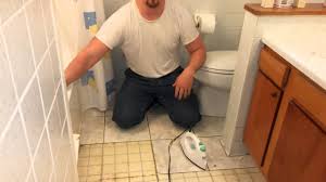 Fashion, home & garden, electronics, motors, collectibles & arts How To Remove Old Vinyl Or Linoleum Floor Tile In Seconds Youtube