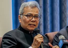 He presently is the member of parliament of alor gajah constituency in malacca and also the minister of entrepreneur development. Malaysia S Own Flying Car Nears Completion Transportup